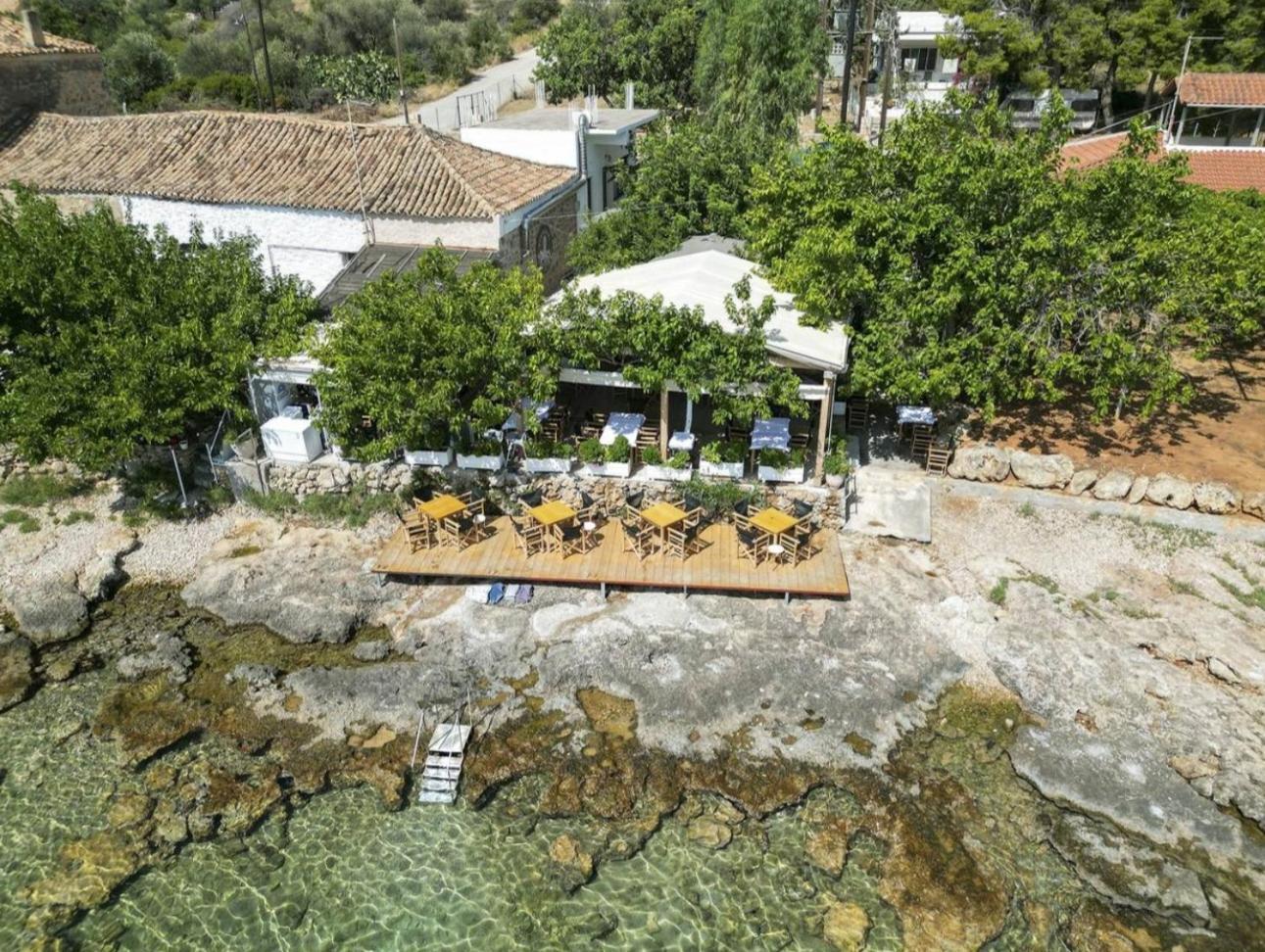 Fully Equipped Beach House At Pachia Ammos Plytra Bagian luar foto